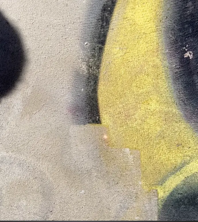 Lasersko čiščenje grafitov